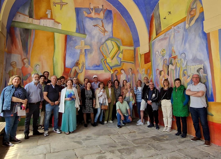 Visit to Antezana Foronda's Mural Paintings